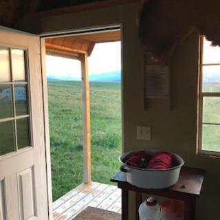Montana Old West Cabins Vendégház Babb Kültér fotó
